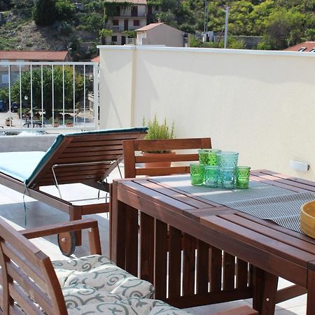 Apartments Ivan Zaton Zaton  ภายนอก รูปภาพ