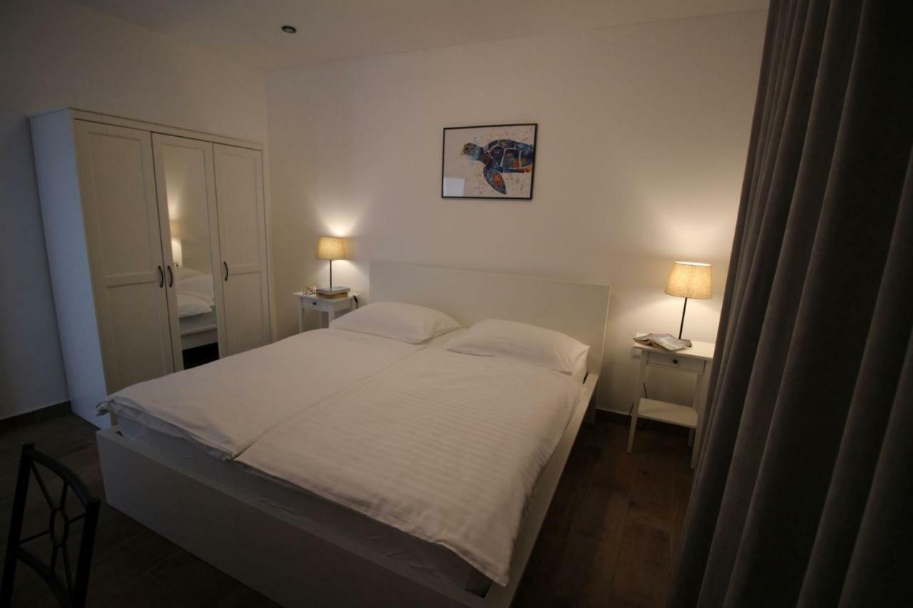 Apartments Ivan Zaton Zaton  ภายนอก รูปภาพ