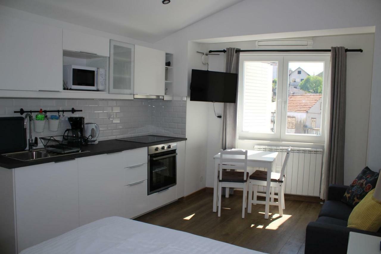 Apartments Ivan Zaton Zaton  ภายนอก รูปภาพ