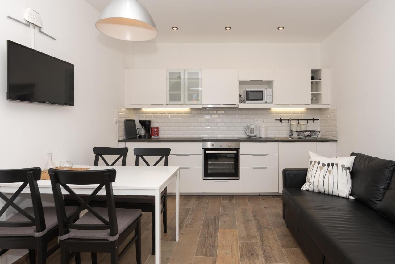 Apartments Ivan Zaton Zaton  ภายนอก รูปภาพ