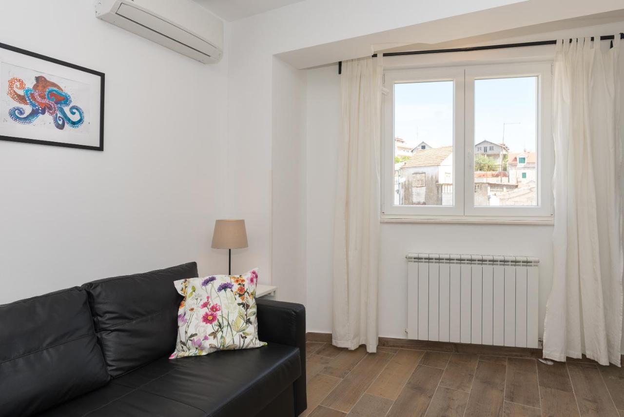 Apartments Ivan Zaton Zaton  ภายนอก รูปภาพ